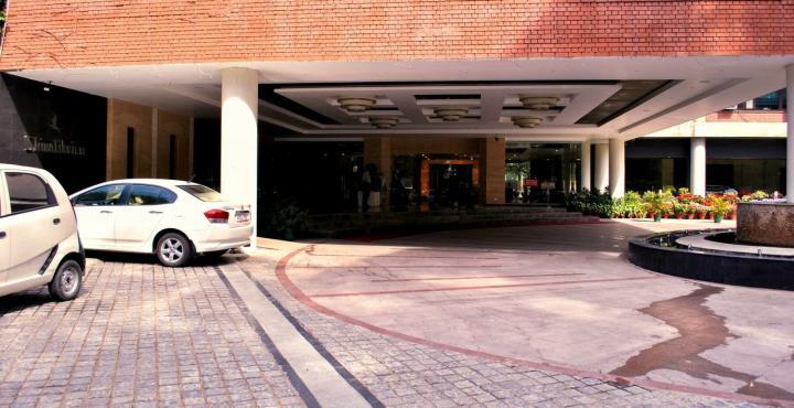 Hotel Shivalikview Chandīgarh エクステリア 写真