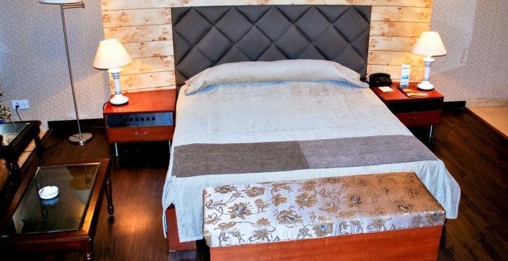 Hotel Shivalikview Chandīgarh エクステリア 写真