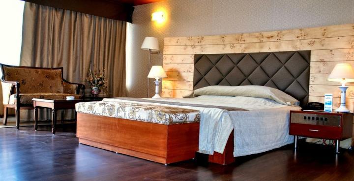 Hotel Shivalikview Chandīgarh エクステリア 写真