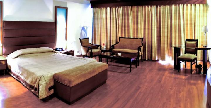 Hotel Shivalikview Chandīgarh エクステリア 写真