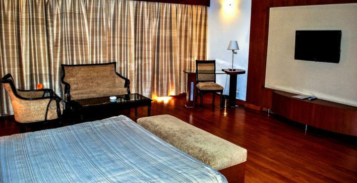Hotel Shivalikview Chandīgarh エクステリア 写真
