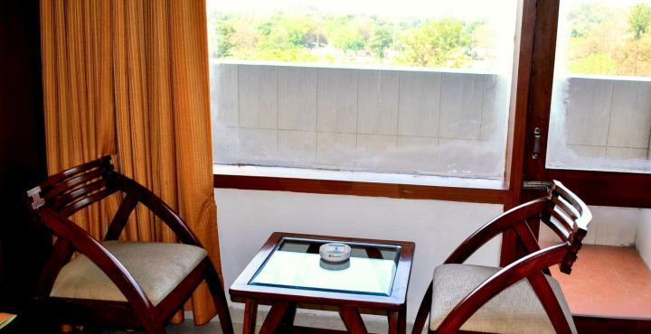Hotel Shivalikview Chandīgarh エクステリア 写真