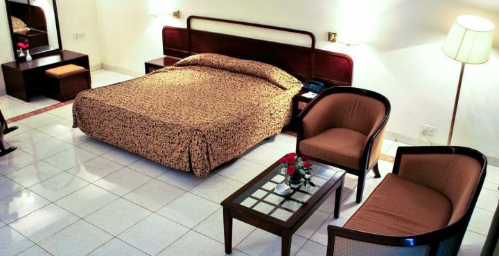 Hotel Shivalikview Chandīgarh エクステリア 写真